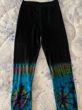 Fun free size tye dye leggings
